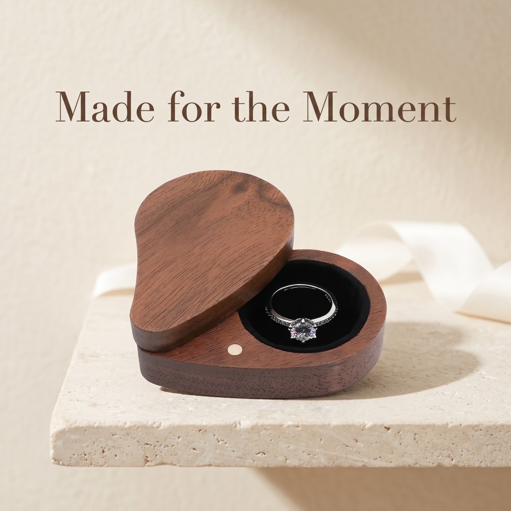 RB525 Heart Ring Box, Swivel Lid, Slim