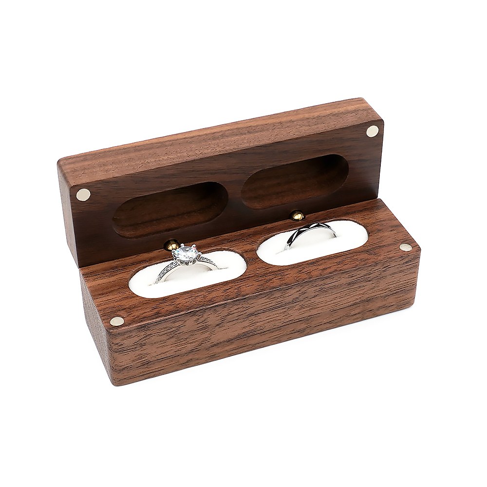 RB526 RB526  Double-Slot Ring Box, Long Body, Red Velvet — view 2