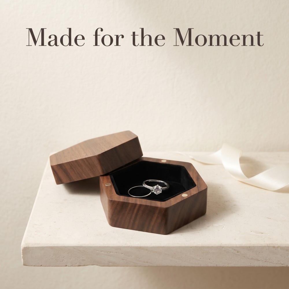 RB527 Hexagon Ring Box, Lift-Off Lid