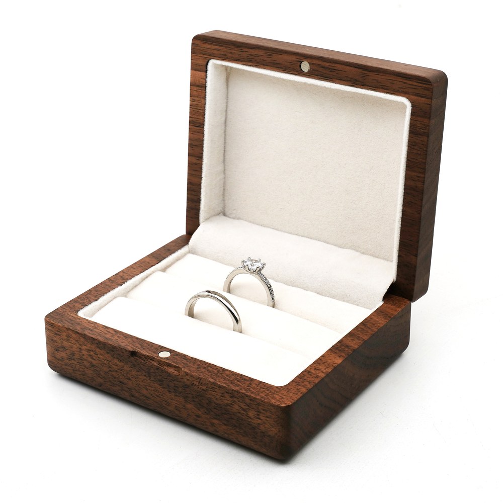 RB545 RB545  Earring and Ring Box, Multi-Slot, Walnut — view 5