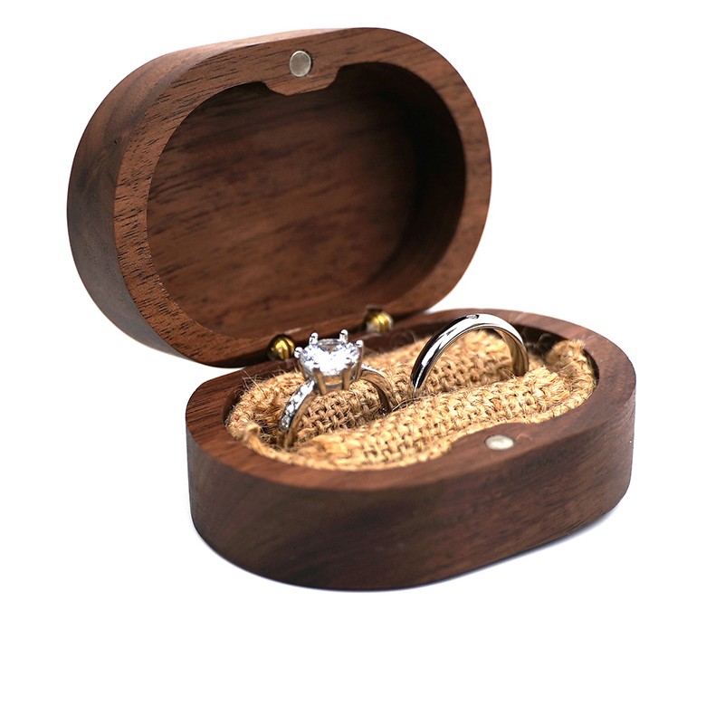 Oval Double Ring Box