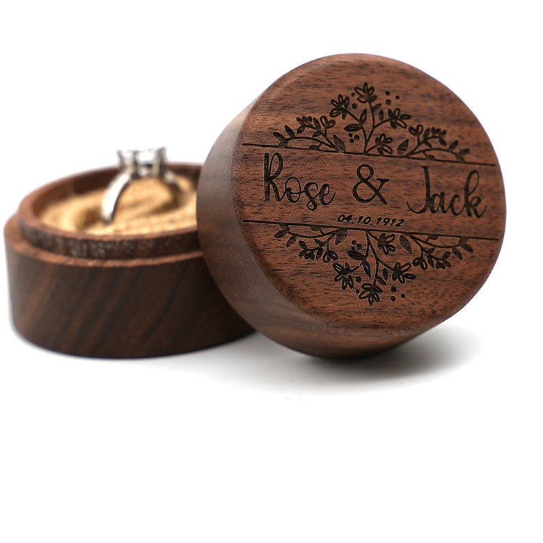 Round Ring Box, Engraved Lid
