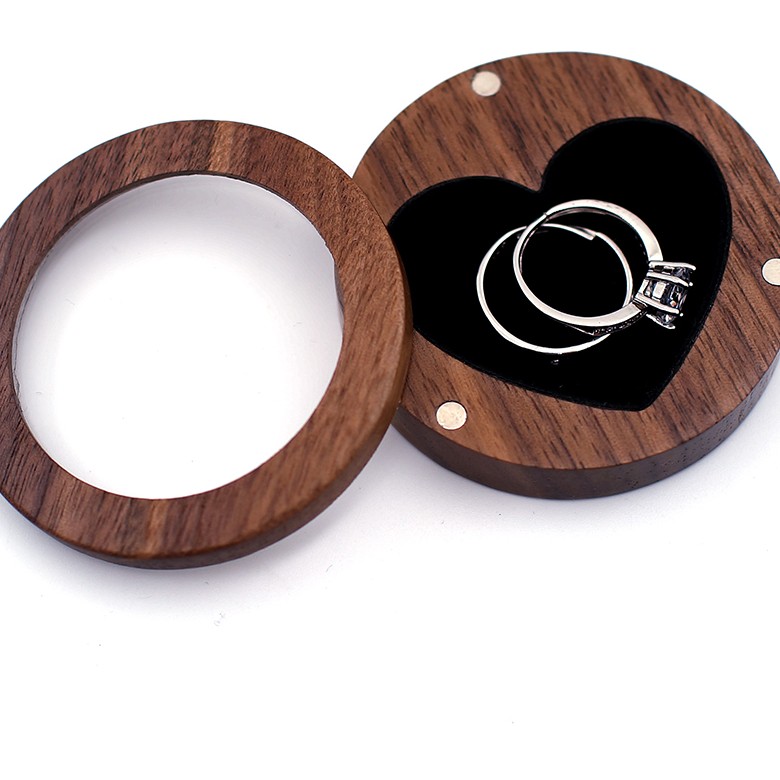 Round Ring Box, Heart Velvet Interior